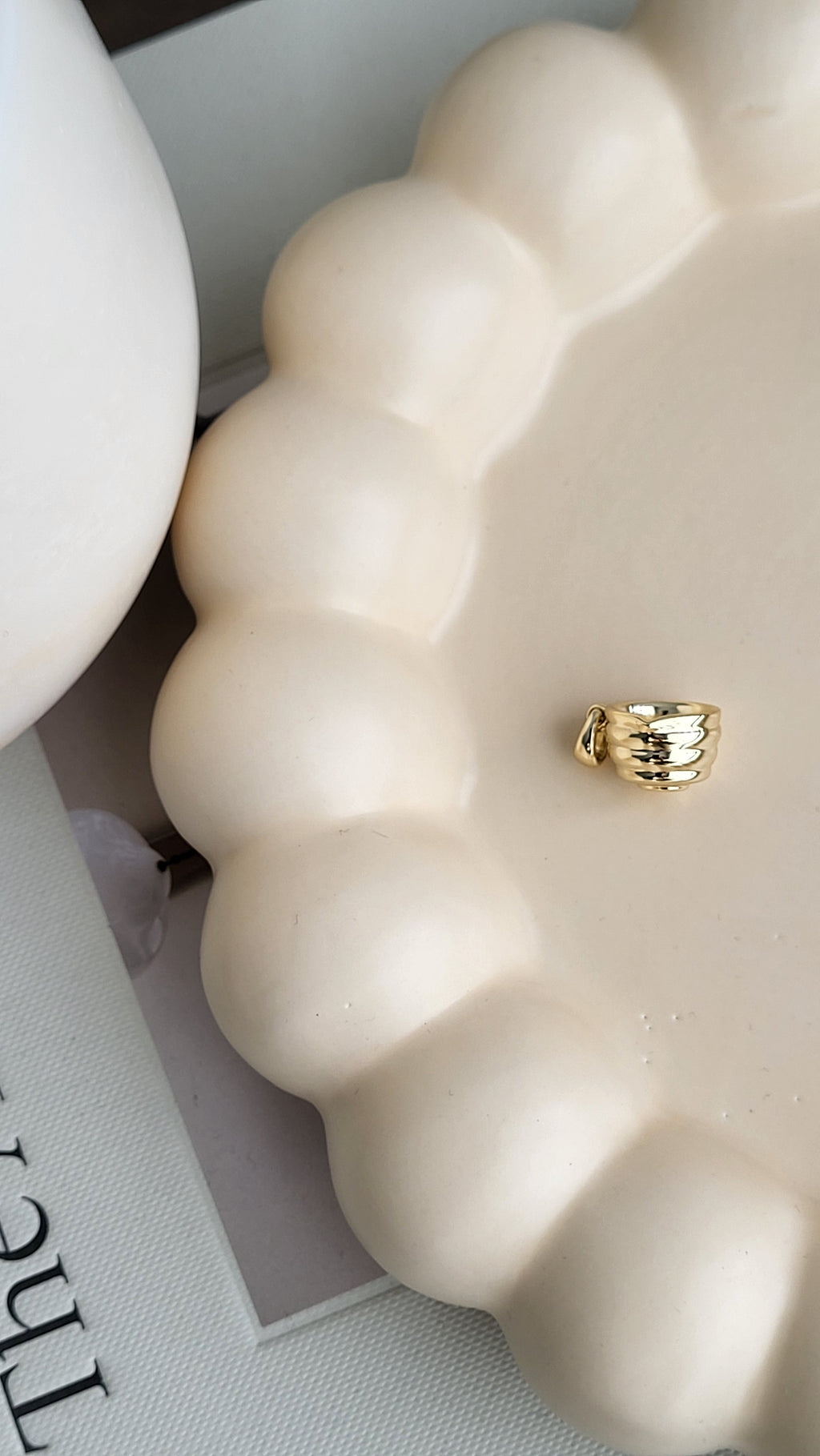 The Sui Matcha Bowl with Spout Charm in Silver or Gold