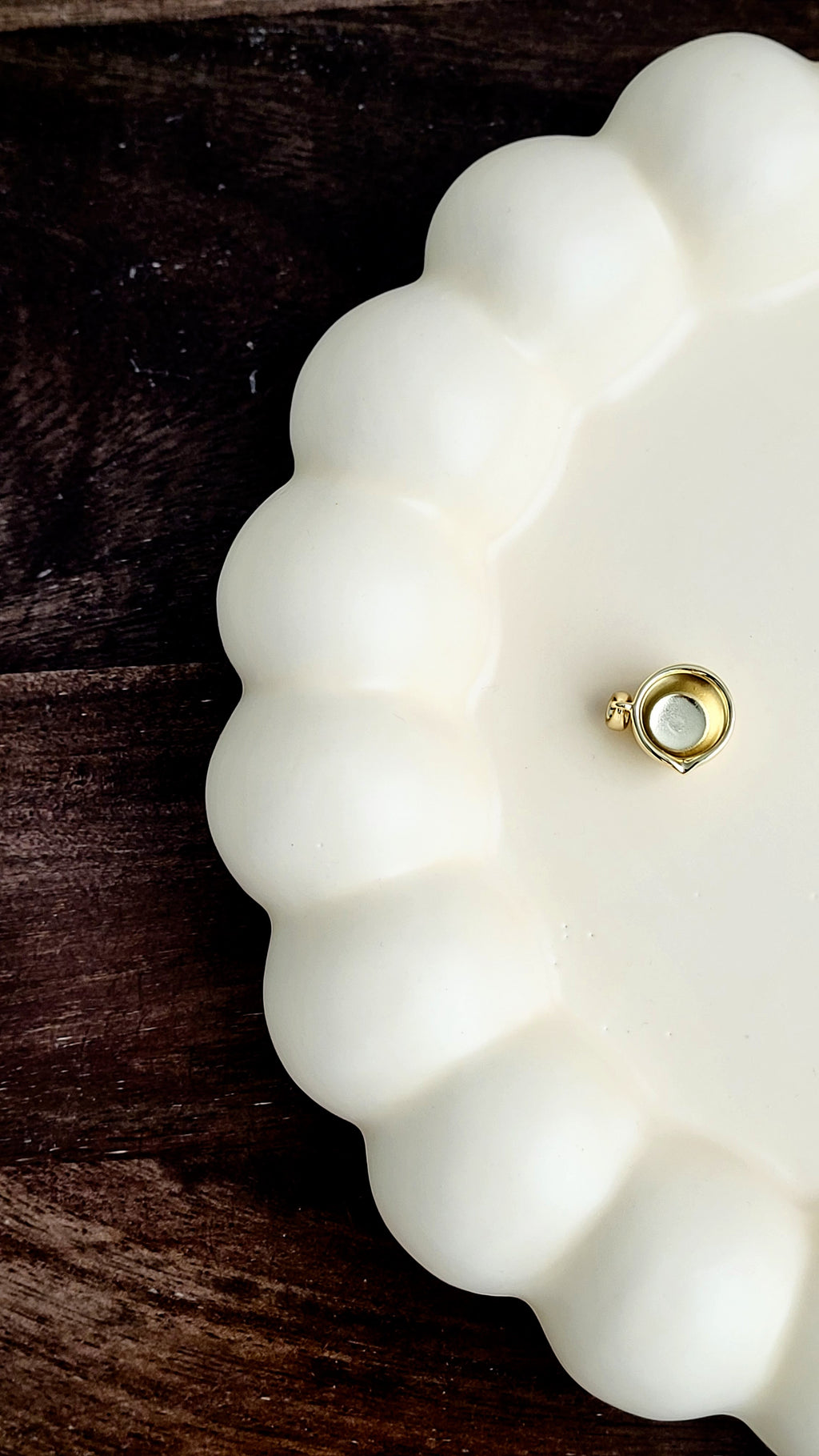 The Sui Matcha Bowl with Spout Charm in Silver or Gold